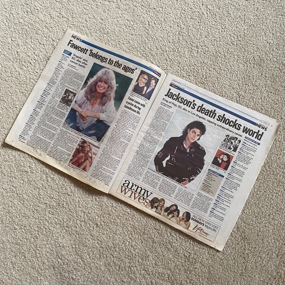 Two NY Daily Newspapers I Coverage of deaths of Michael Jackson & Farrah Fawcett - Picture 10 of 11